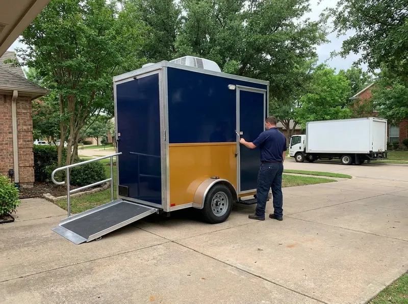 Restroom Trailers in Fort Worth, TX